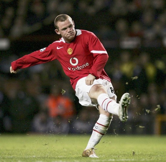 進行嘲諷 進行嘲諷