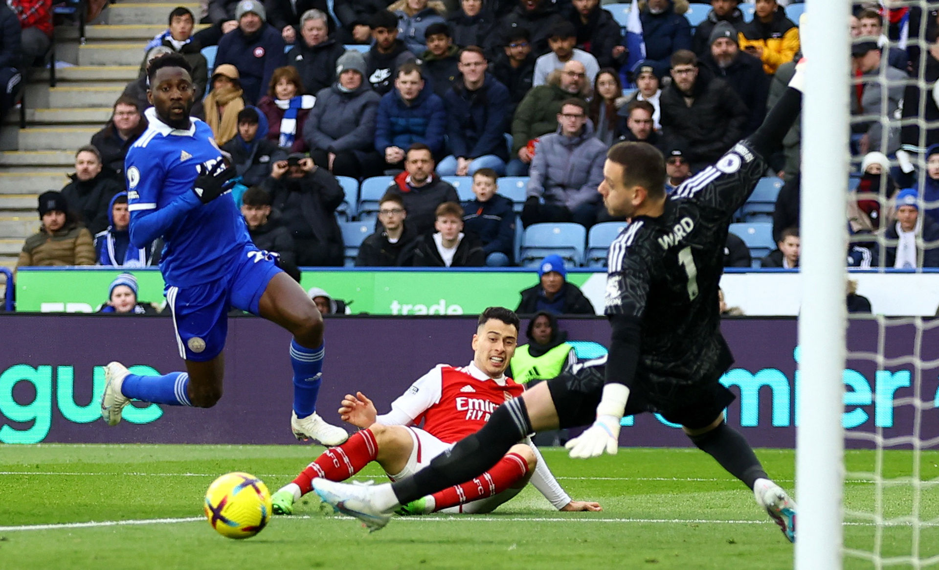 的防守著称 的防守著称